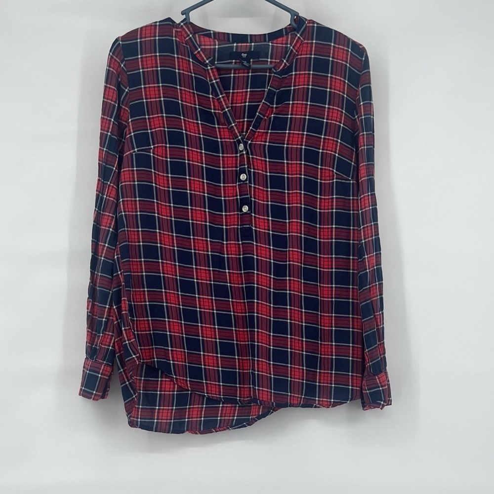 Gap factory red blue plaid cotton 1/2 button flowy top